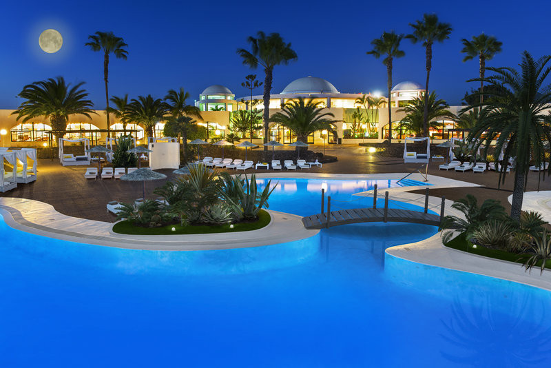 Elba Lanzarote Royal Village Resort Boek Je Eenvoudig Bij Vakantiestartpunt Nl